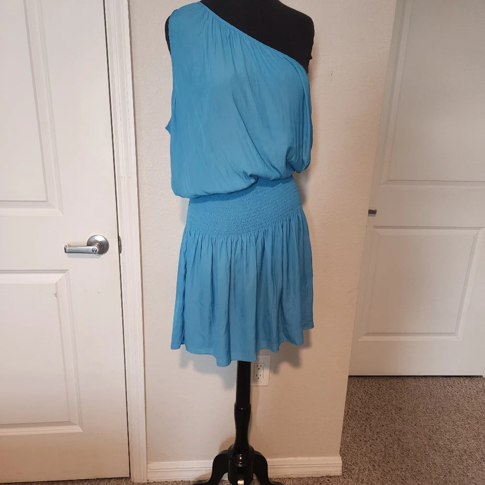 Elegant Blue One-Shoulder Dress